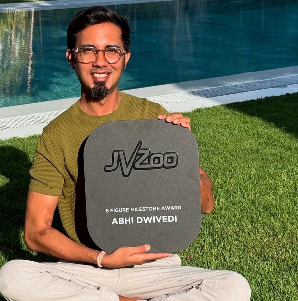 abhi dwivedi